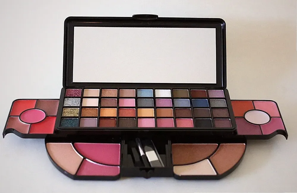 Day To Night All-In-One Beauty Makeup Compact Travel Palette Created For Macy's